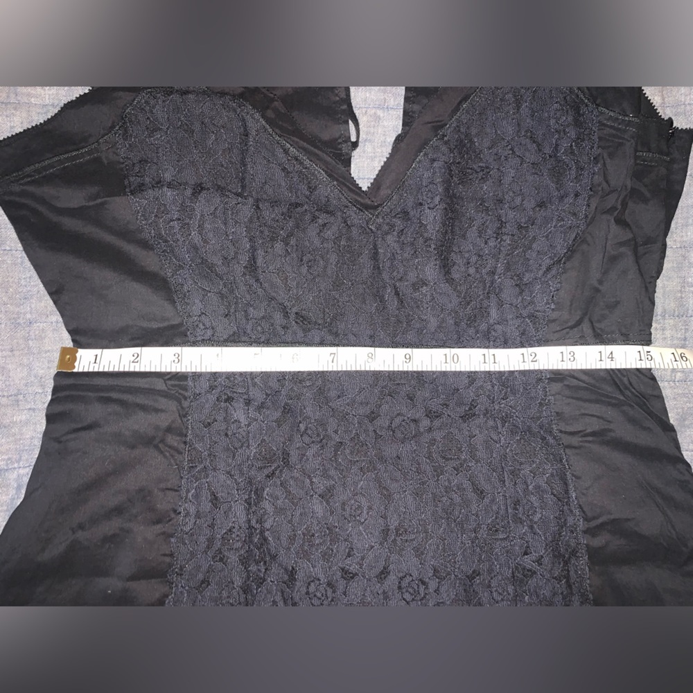Kimchi Blue Mini Black dress - Picture 13 of 13